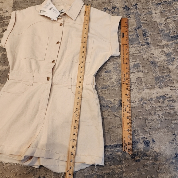 NWT Zara Cream Denim Playsuit Romper Size Large. - Picture 9 of 16